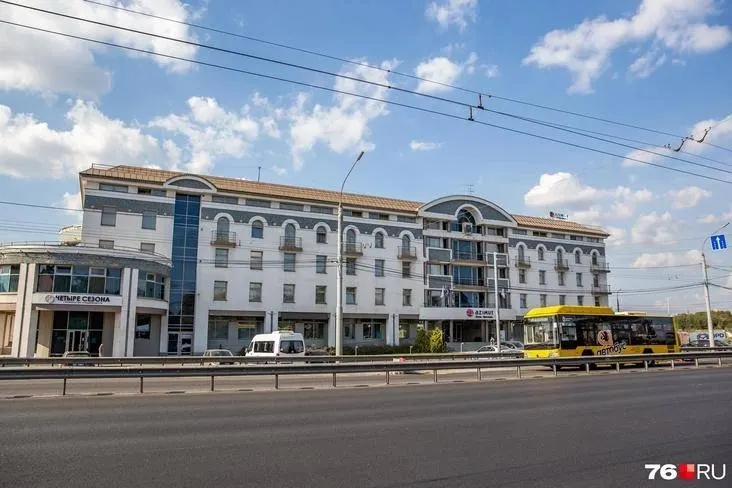 Гостиницу на Московском проспекте предложили продать в рамках региональной приватизации — объект пойдет в сделку вместе с движимым имуществом; проект сейчас рассматривают в областной думе.