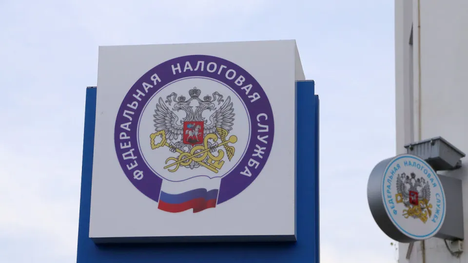 Федеральная налоговая служба поручила регионам проработать меры по увеличению доходов — в том числе повышение налоговых ставок и расширение базы — чтобы закрыть рекордный дефицит местных бюджетов в 1,5 трлн рублей.