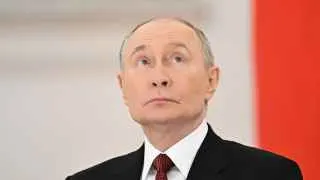 Владимир Путин заявил, что вся страна должна трудиться «на фронт», как во время Великой Отечественной войны, пообещал продолжить создание «зоны безопасности» у границы с Украиной и добиться всех целей СВО, а эксперты предупреждают о подготовке к новой волне частичной мобилизации.