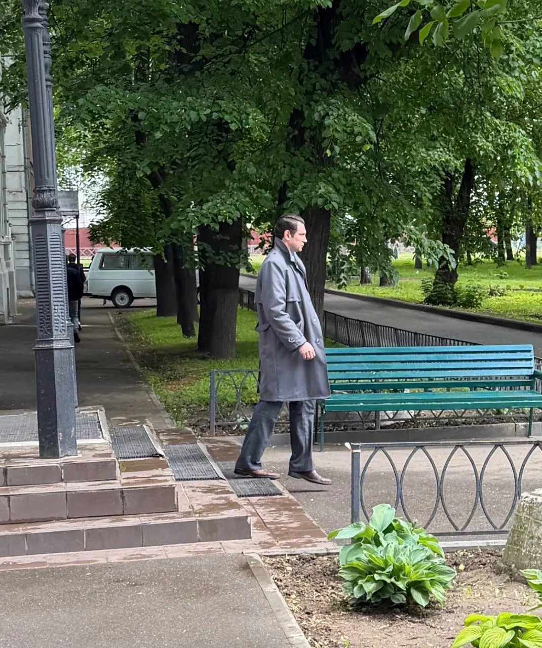 У здания естественно-географического факультета ЯГПУ и у Тихвинской церкви прошли киносъемки: горожане заметили актера, знакомого по сериалу «Казанова». В городе также идут съемки четвертого сезона «Алекс Лютый. Золото войны».