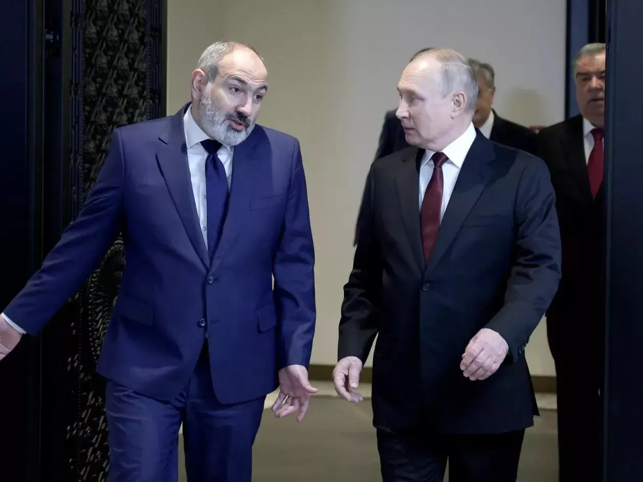 Премьер Армении заявил, что Ереван не вступит в санкционный режим Евросоюза, но и не будет помогать России обходить ограничения; европейские специалисты подтвердили отсутствие таких действий.