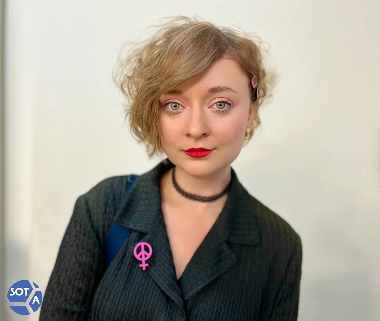 Фем‑активистку внесли в обновлённый список ведомства. В 2024 году против неё возбудили уголовное дело о несоблюдении обязанностей «иностранного агента», в России она объявлена в розыск.