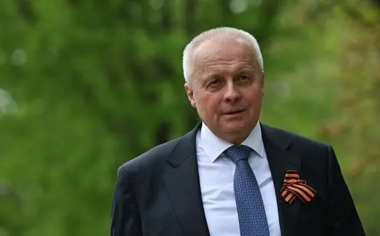 МИД РФ вызвал российского посла в Армении для консультаций на фоне углубления отношений Еревана с Евросоюзом; параллельно введены временные ограничения на импорт ряда армянских товаров.