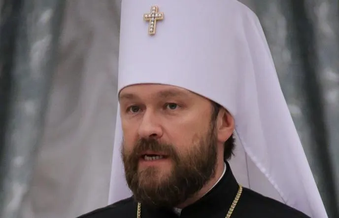 Митрополита и его оператора освободили из-под стражи: обвинений не предъявлено, экспертиза подтвердила наличие запрещённого вещества в багажнике, расследование продолжается.