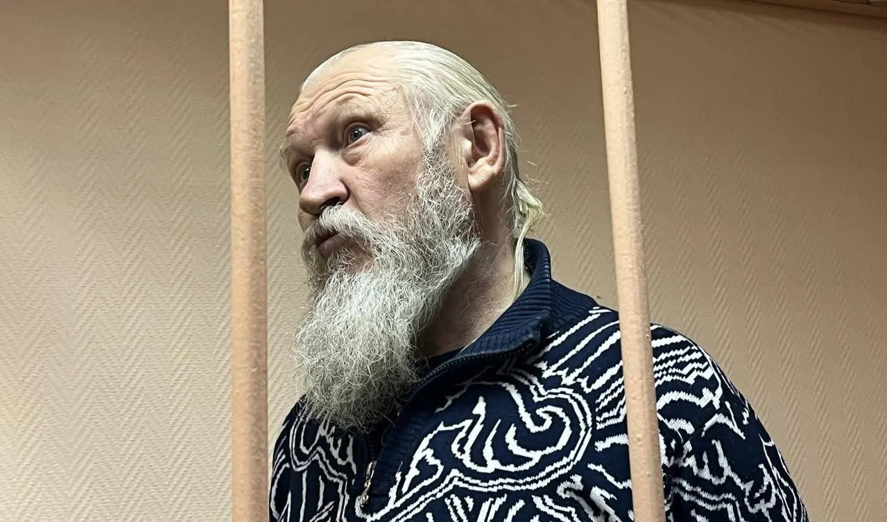 В обновлённый список органов финансового мониторинга внесён Михаил Александрович Глущенко — бывший депутат Госдумы, осуждённый в 2015 году за соучастие в убийстве Галины Старовойтовой.