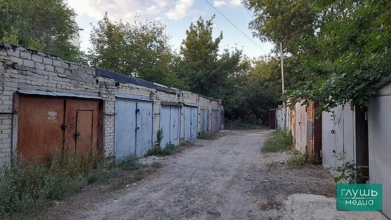 Госдума продлила упрощённую процедуру оформления гаражей и земель под ними ещё на пять лет — сроки перенесены с 2026-го на 2031 год. За время амнистии зарегистрировали более 740 тысяч объектов, ожидают ещё около полумиллиона оформлений.