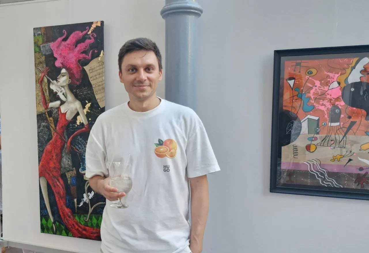 Иван Звягин подал в суд требование удалить персональные данные и фотографию, размещённые в онлайн‑выставке Минюста. Он утверждает, что ведомство необоснованно обвинило его и нарушило презумпцию невиновности.