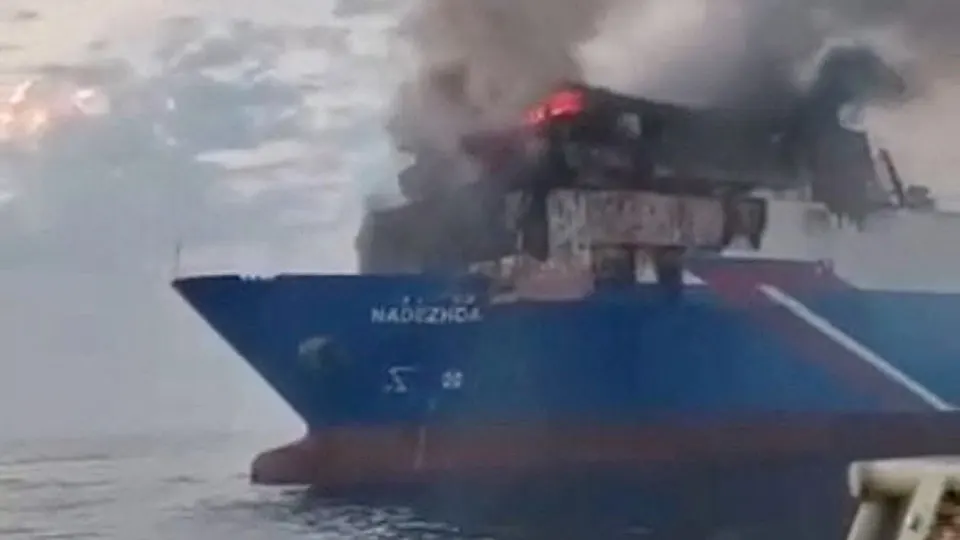 Из-за атак в Черном море поставки через Новороссийск переориентируются на альтернативные порты, что тянет сроки доставки и увеличивает стоимость импортируемой продукции.