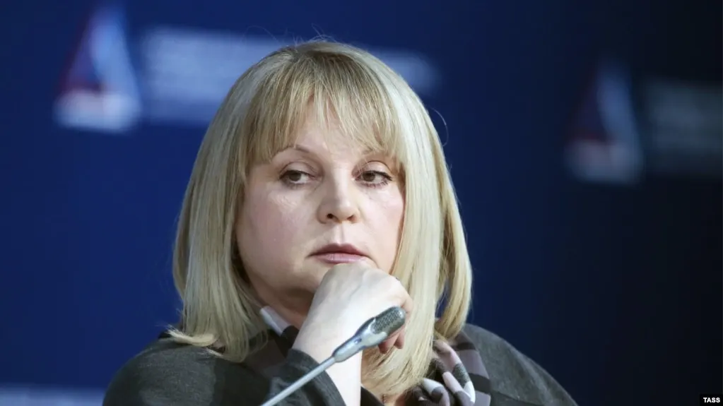 Глава ЦИК указала, что уехавшие за границу граждане не теряют право голоса; обсуждаются поправки к законодательству об участии россиян за рубежом.