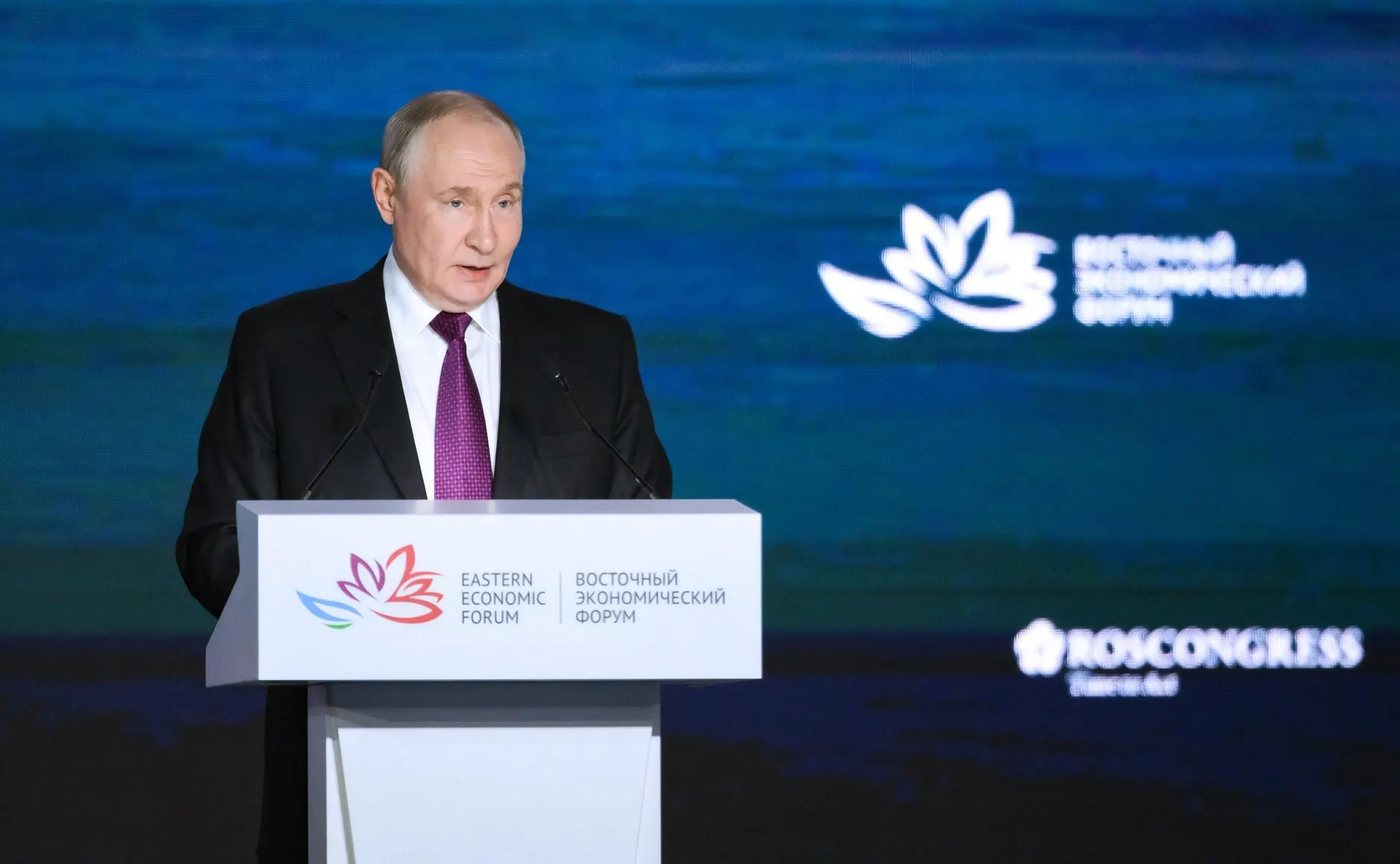 Путин назвал демографическую ситуацию одним из главных вызовов и подчеркнул, что участие в СВО не влияет существенно на рождаемость.