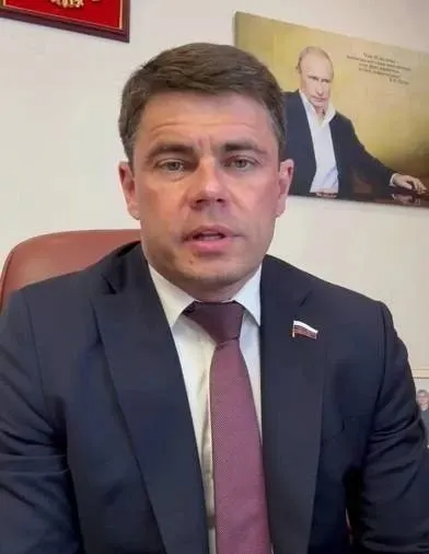 Государственные чиновники обсуждают роль национального мессенджера в развитии автономной цифровой среды и усилении контроля над интернет-пространством.