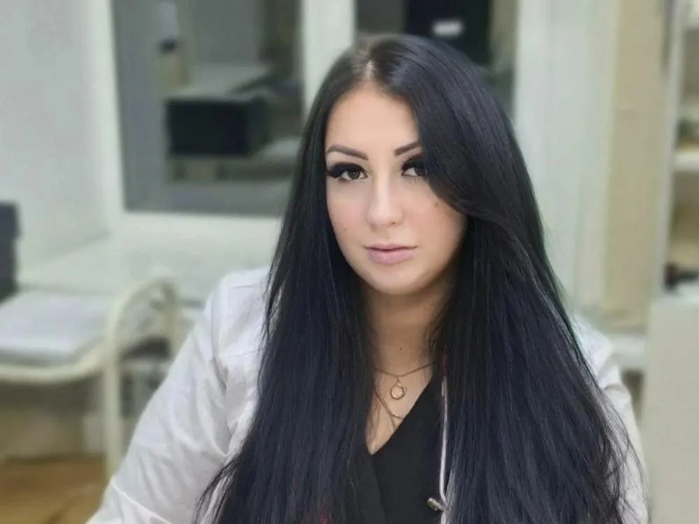 В Ярославле умерла врач‑практик Курбской амбулатории; состояние пациентки резко ухудшилось. У Данилиной осталось двое детей.