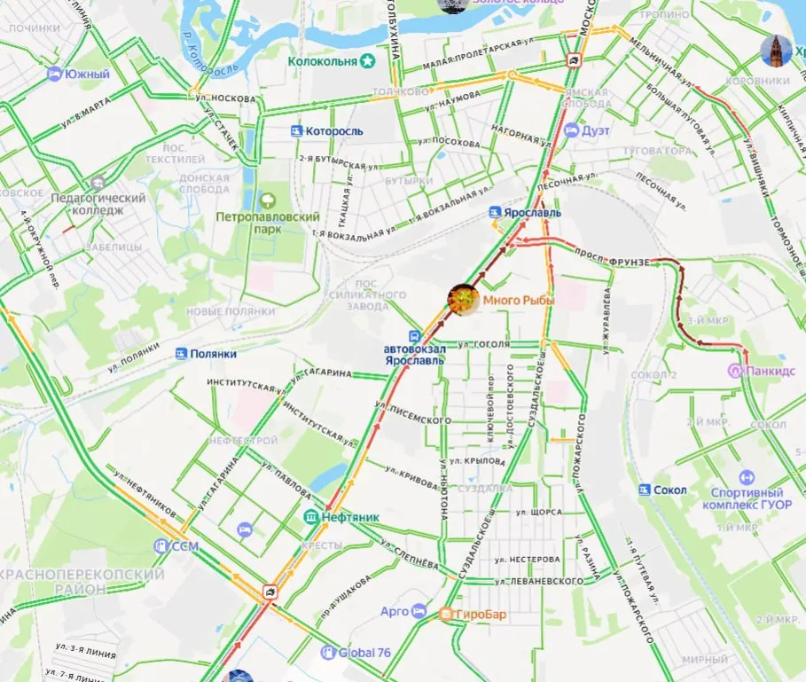 На дорогах Ярославля зафиксированы заторы на Московском проспекте, Ленинградском проспекте и проспекте Фрунзе из-за ДТП и дорожных работ.